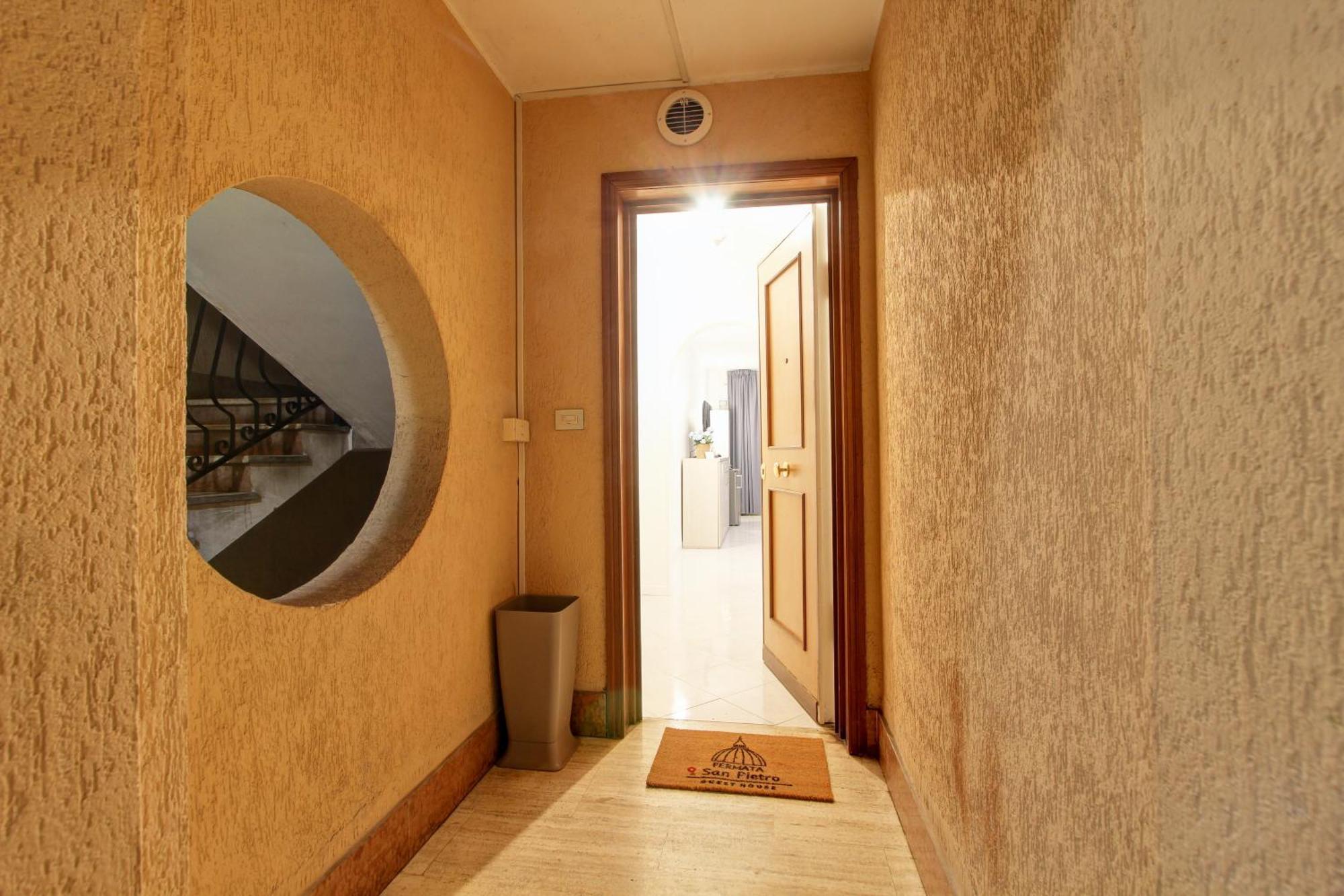 Fermata San Pietro - Appartamento Con Parcheggio Roma Dış mekan fotoğraf